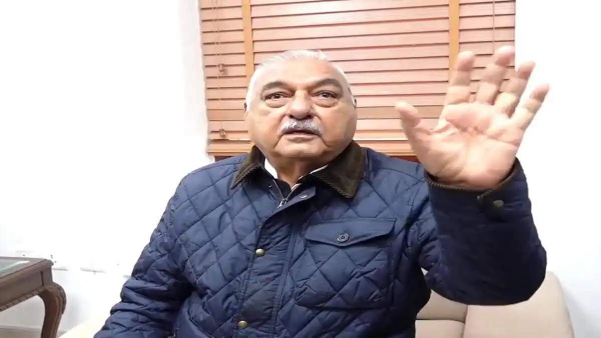 हरियाणा में कांग्रेस ने उठाई तुरंत चुनाव की मांग, विधानसभा को भंग करके चुनाव करवाए बीजेपी-जेजेपी-हुड्डा