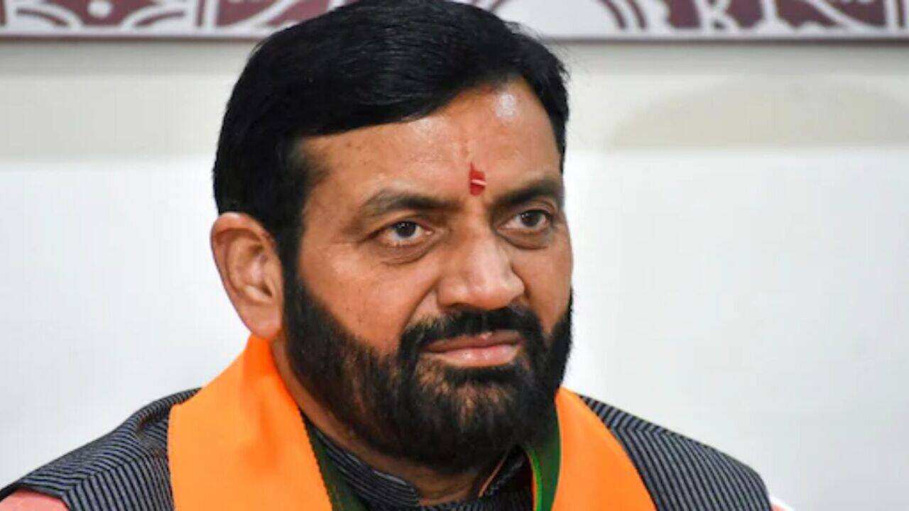 Haryana News: हरियाणा में यूट्यूबर्स हो जाएं सावधान, चैनलों पर डाली ऐसी चीज तो होगी सख्त कार्रवाई