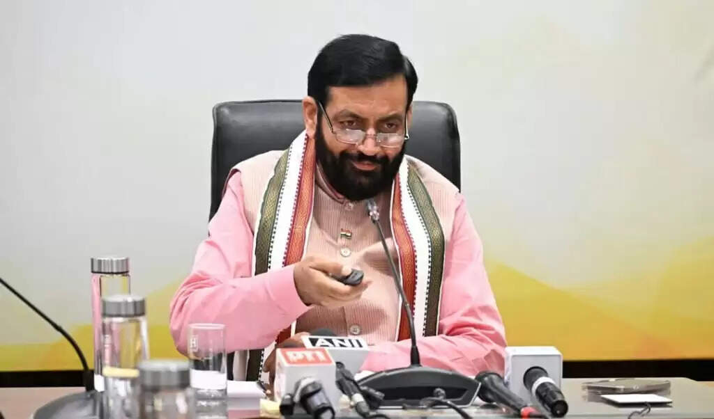 Haryana News: हरियाणा में इन लोगों की बल्ले-बल्ले , 4 हजार से ज्यादा को 100 और 50 गज के प्लॉट देगी सैनी सरकार