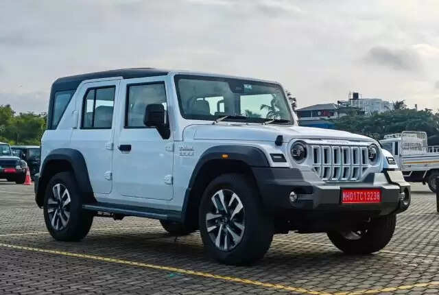 Top 5 4×4 Cars: कम बजट में 5 धांसू 4×4 गाड़ियां, जबरदस्त पावर और फीचर उड़ा देंगे आपके होश