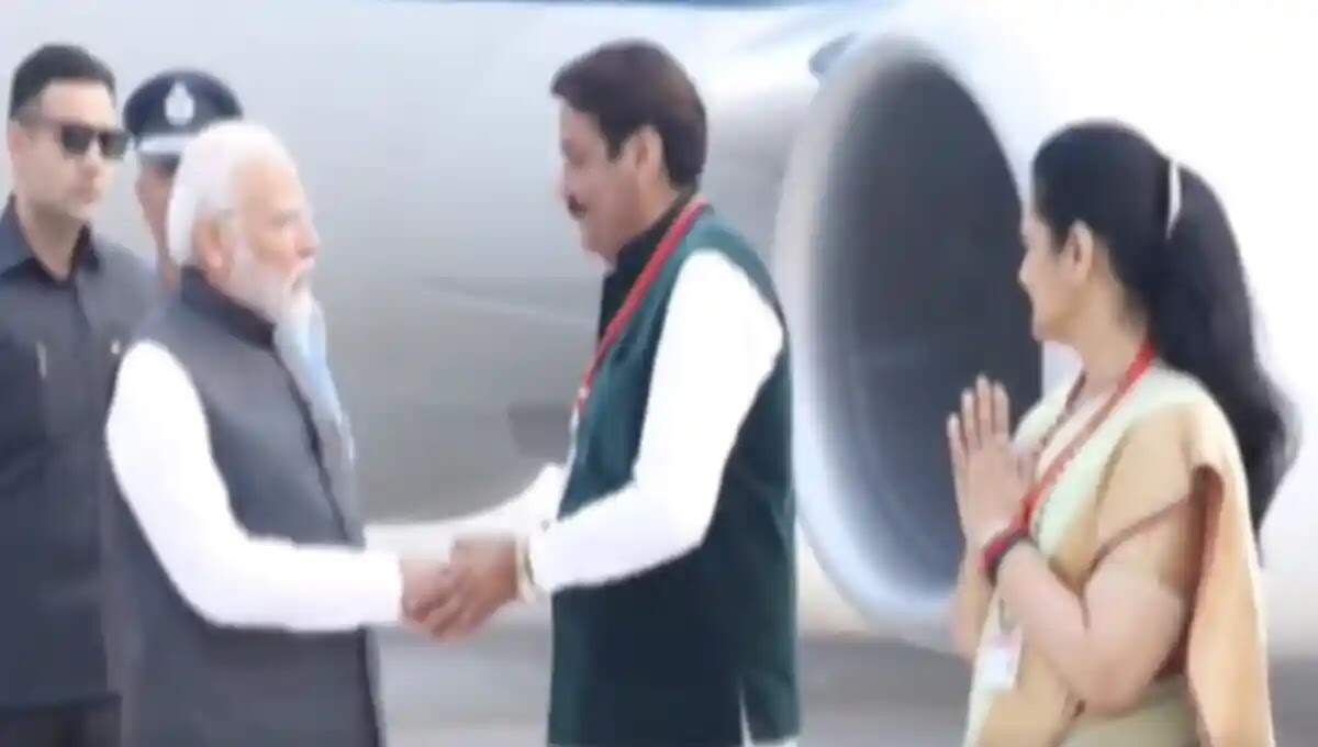 PM Modi at Sirsa Haryana: पीएम मोदी अचानक पहुंचे सिरसा, इन नेताओं से मिले