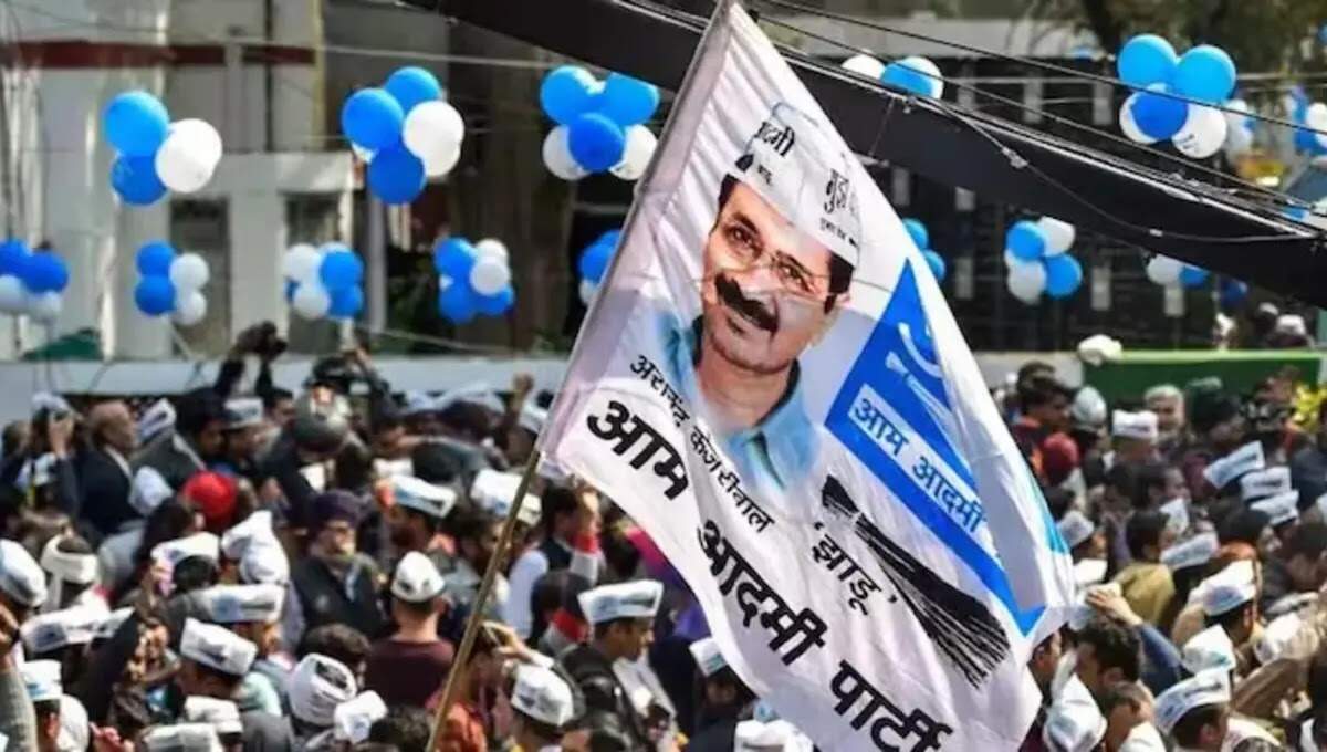 Breaking News: करनाल में आम आदमी पार्टी का बड़ा प्रदर्शन, CM आवास का करेंगे घेराव