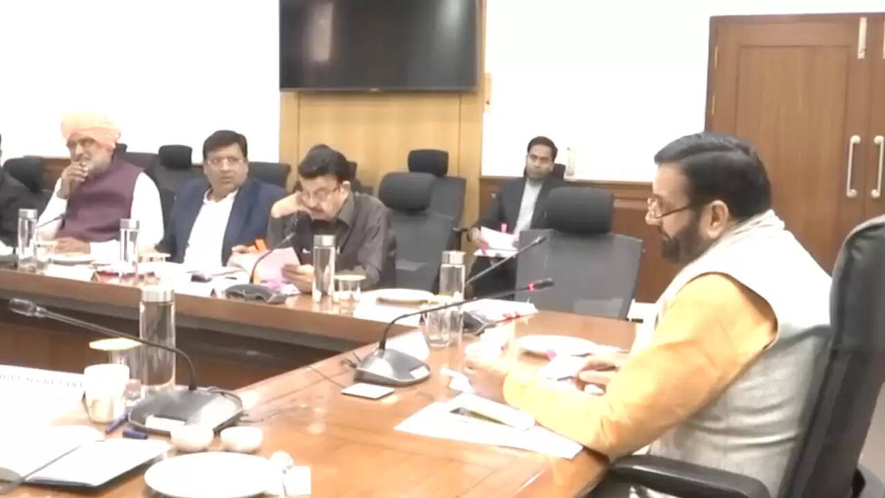 Haryana Cabinet Meeting Update: हरियाणा सरकार की कैबिनेट मीटिंग में बड़ा फैसला, किसानों, आढ़तियों और पंचायत भूमि पर बसे लोगों को मिलेगा लाभ