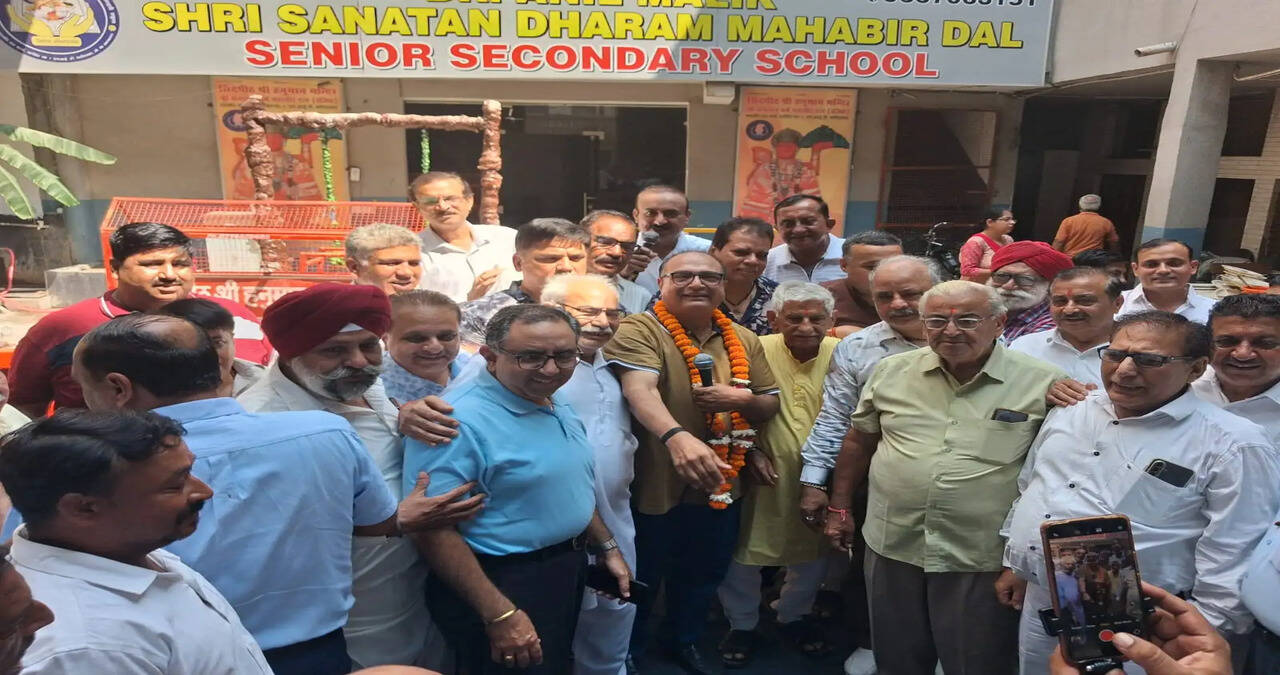 दशहरा उत्सव को भव्य बनाने में शहरवासियों की अहम भूमिका, डॉ. राजेश भाटिया का आह्वान