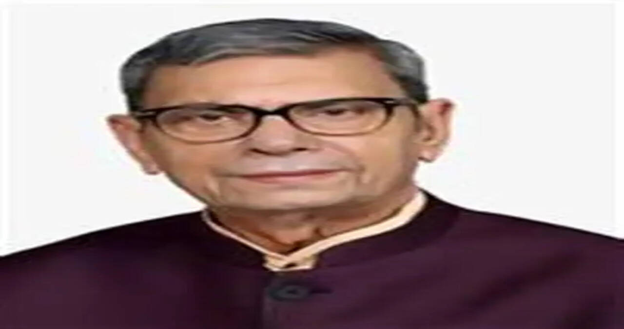Education Minister pays courtesy call on Haryana Governor Prof. Ashim Kumar Ghosh