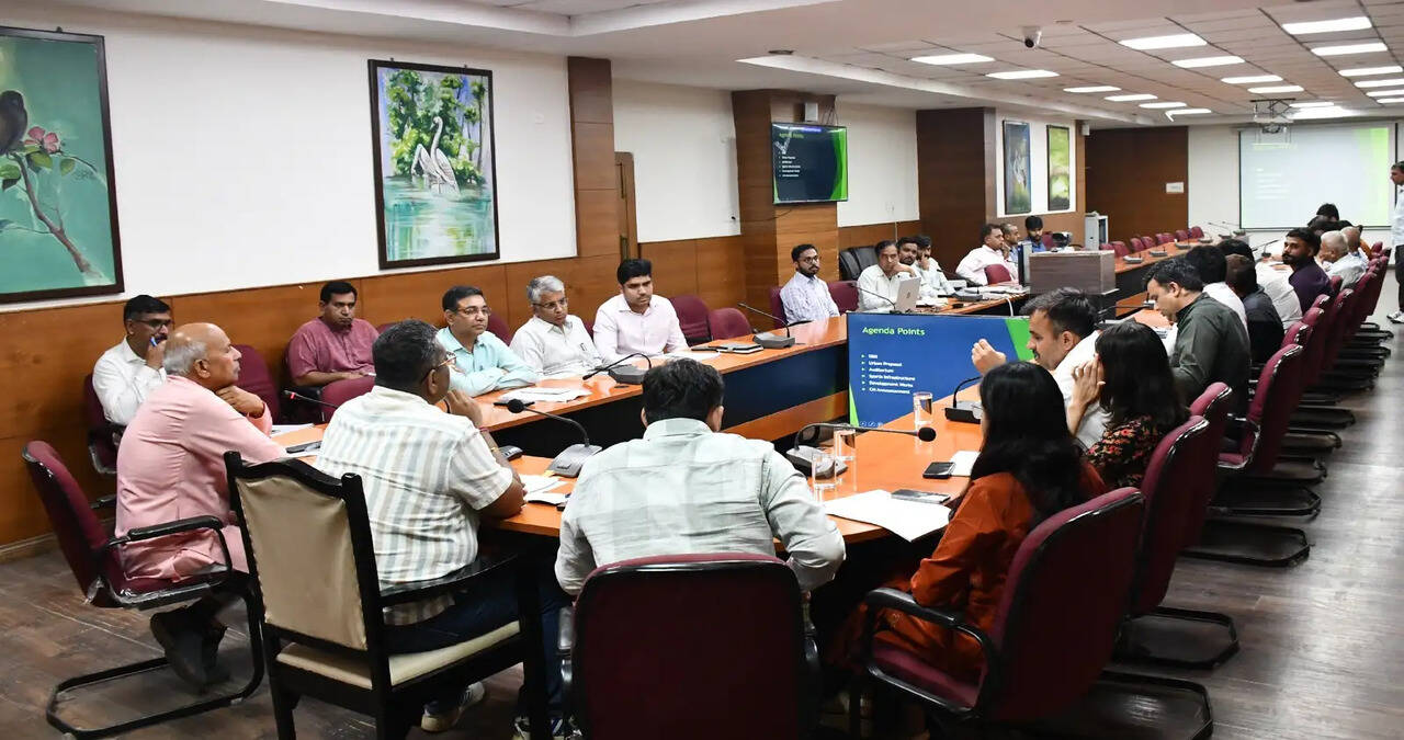 व्यावसायिक गैस सिलेंडरों की आपूर्ति के लिए नए नियम जारी, एसडीएम ने दी जानकारी