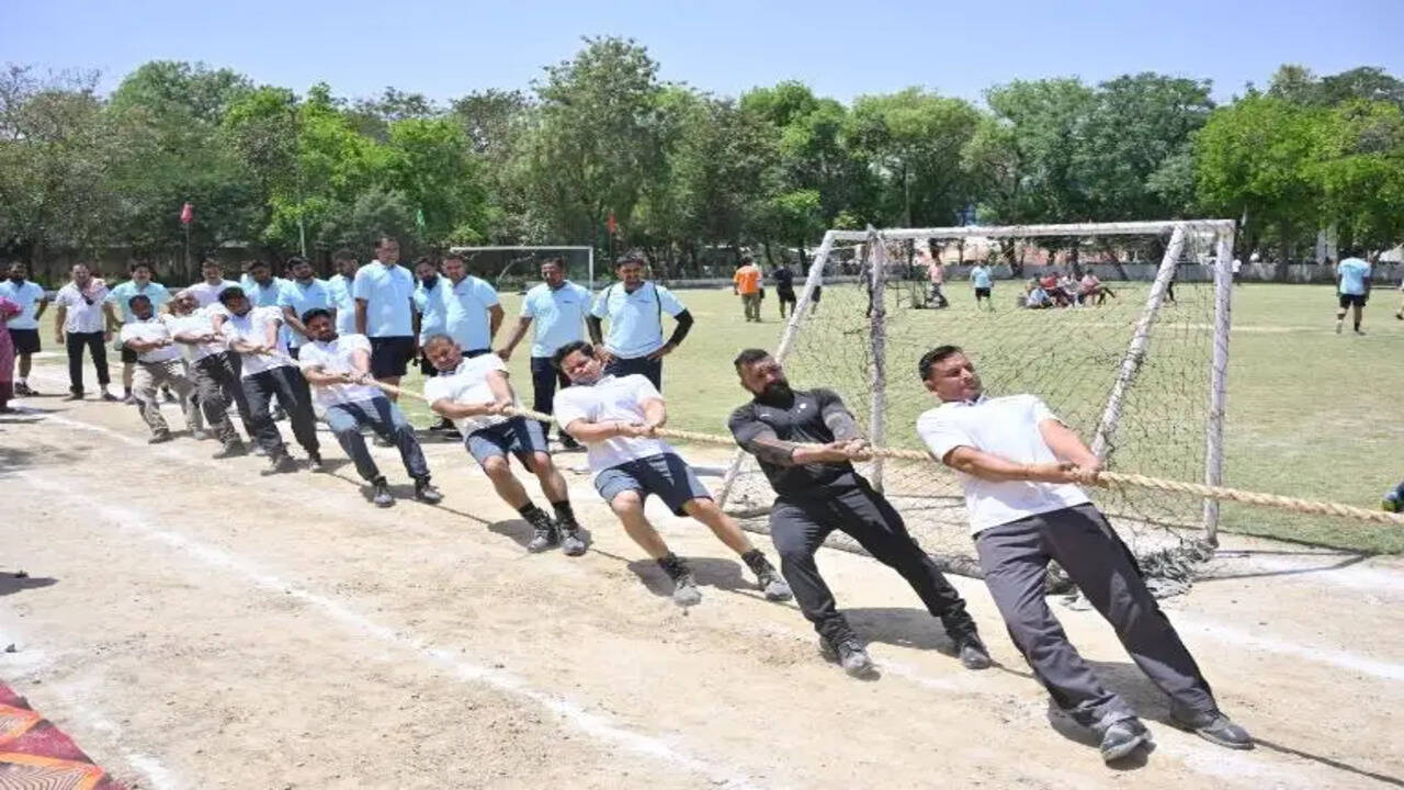 हरियाणा पावर स्पोर्ट्स ग्रुप की मेजबानी में हो रही 13वीं इंटर पावर यूटीलिटी खेलकूद प्रतियोगिता के दूसरे दिन विभिन्न स्पर्धाओं के मुकाबले हुए