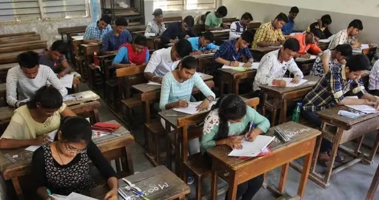 10वीं-12वीं ओपन परीक्षा के लिए आवेदन कल से शुरू:30 सितंबर तक निर्धारित फीस के भर सकेंगे फॉर्म; अब 6 विषय अनिवार्य