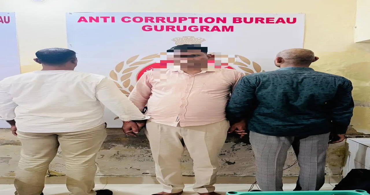 50 हजार रुपये की रिश्वत लेते एचएसओ गिरफ्तार