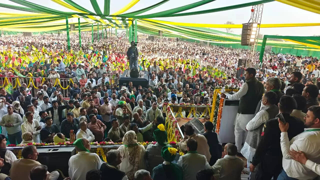 Haryana: हरियाणा में JJP की धमाकेदार वापसी, भारी भीड़ जुटाकर किया शक्ति प्रदर्शन, सीएम आया सीएम आया के फिर लगे नारे