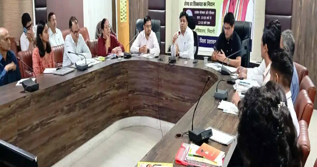 जलभराव से प्रभावित स्कूलों की स्थिति में सुधार किया जाए: डीसी