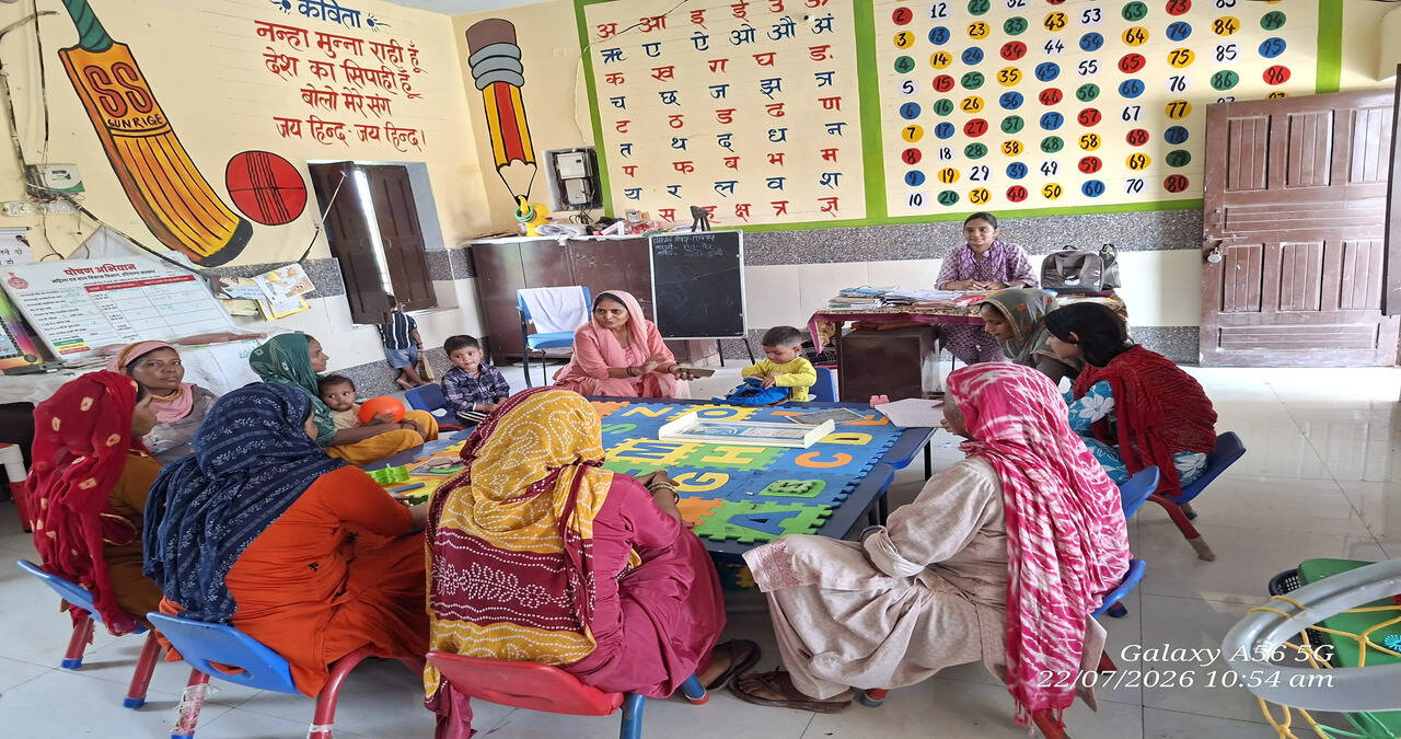 &nbsp;गुजरानी में गर्भवती महिलाओं को दी पोषण व स्वास्थ्य संबंधी जानकारी