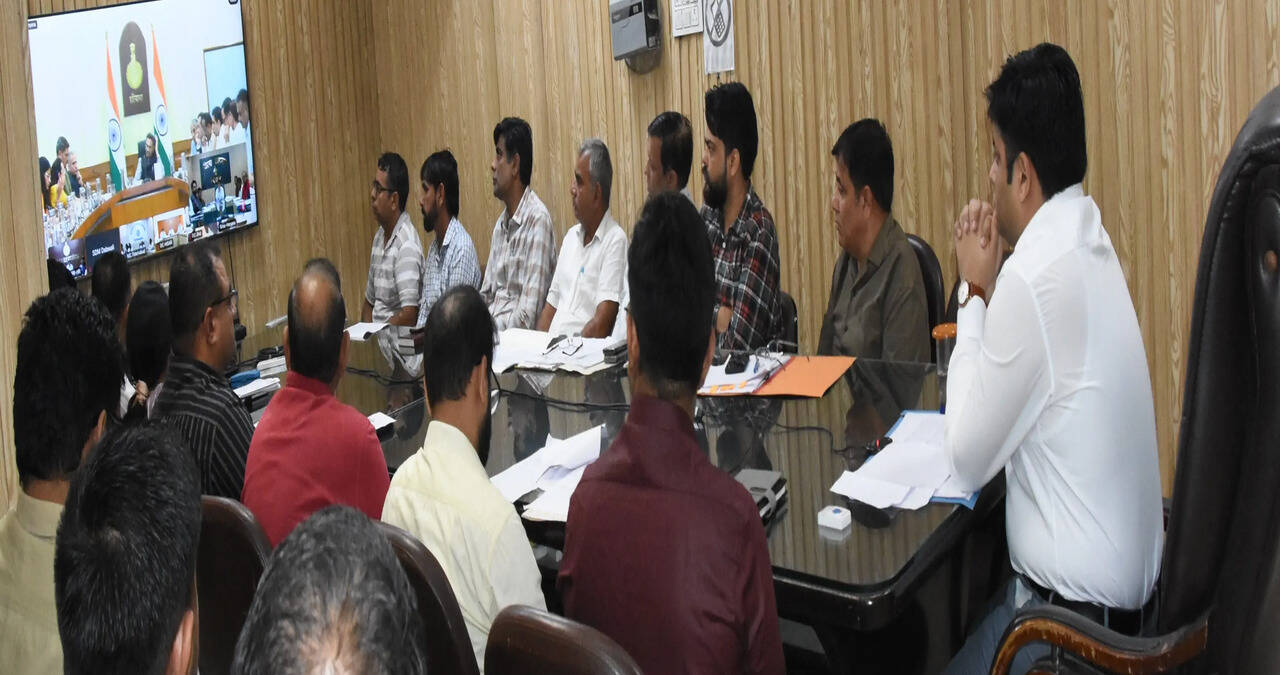 &nbsp;&nbsp;शनिवार और रविवार को अनाज मंडियों में तैनात रहें अधिकारी: डीसी