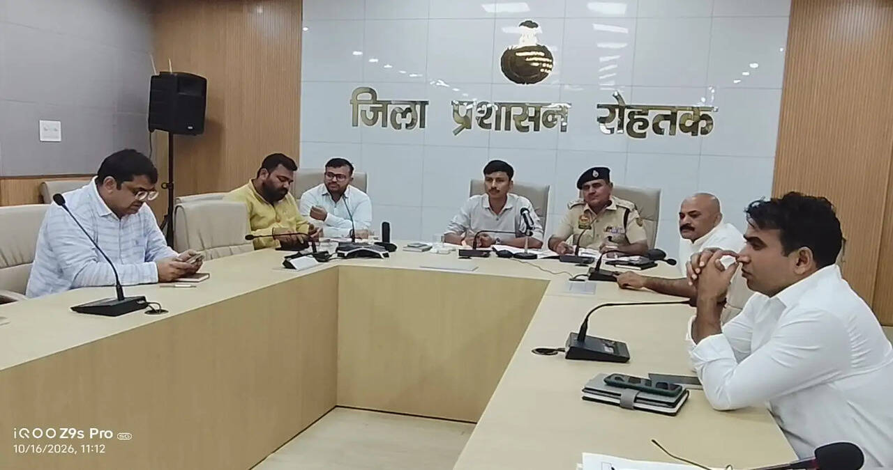 &nbsp;प्रत्येक शिकायत की वास्तविक स्थिति की जांच कर समयबद्ध समाधान सुनिश्चित करें अधिकारी:- उपायुक्त सतबीर सिंह