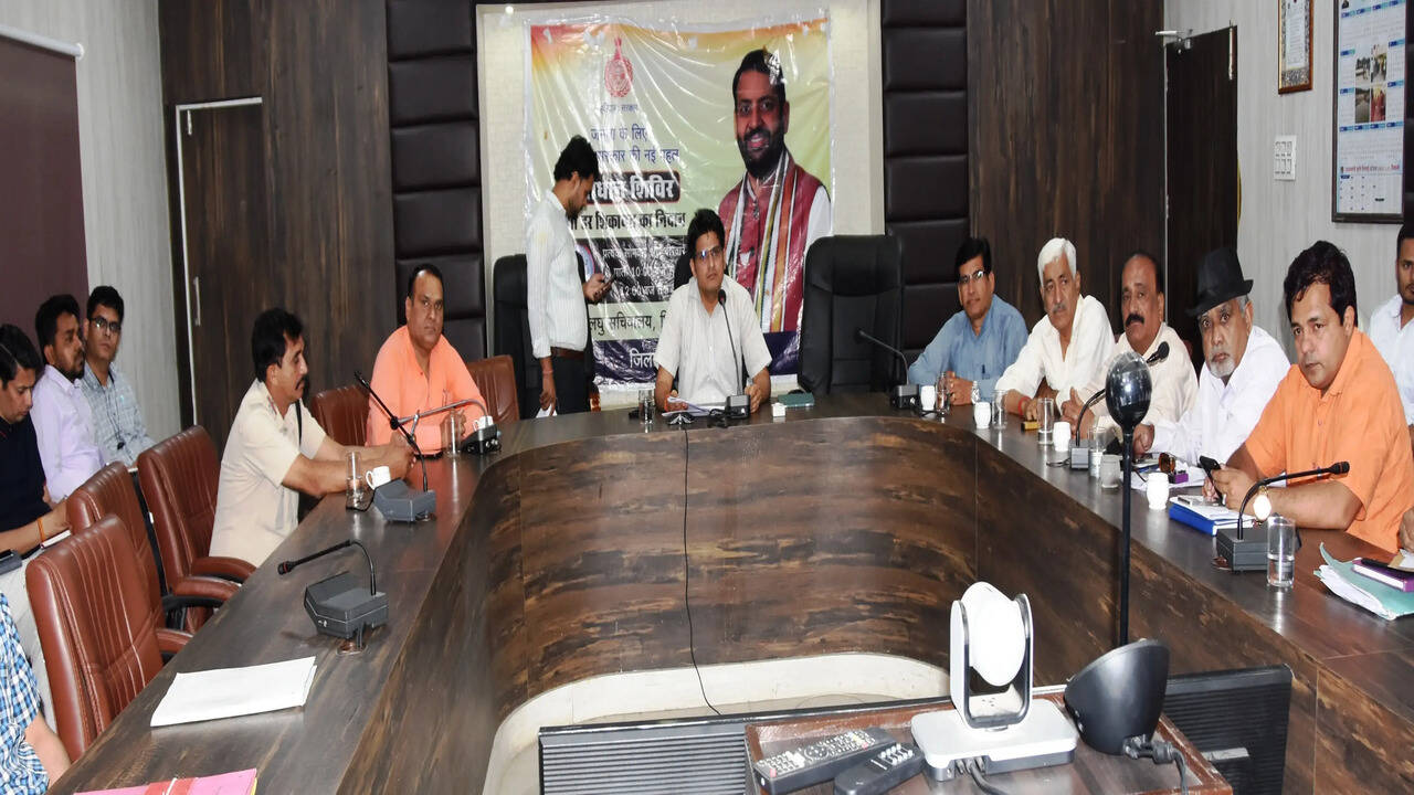 समाधान शिविरों का उद्देश्य है नागरिकों की समस्या का समाधान करना: सीटीएम अनिल कुमार