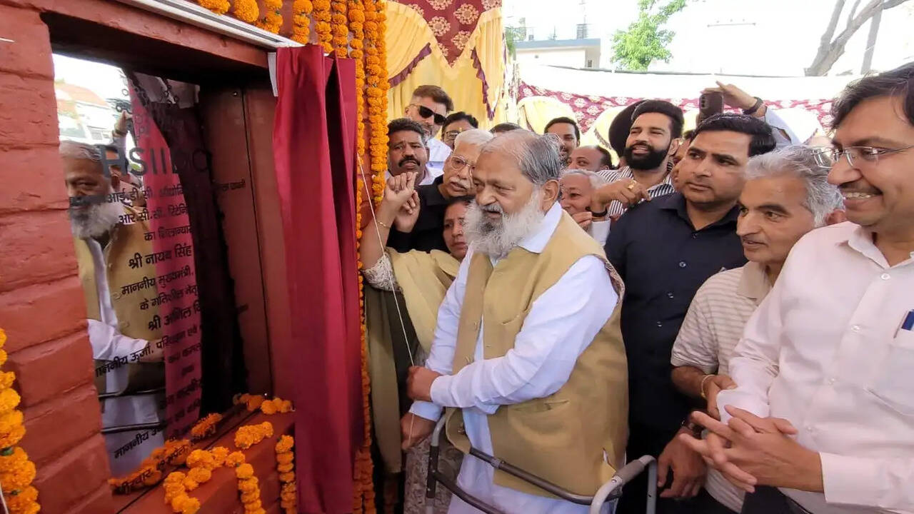 अम्बाला छावनी इंडस्ट्रियल एरिया को बाढ़ से बचाने हेतु 10.76 करोड़ का 'रक्षा कवच', ऊर्जा मंत्री अनिल विज ने किया रिटेनिंग वॉल का शिलान्यास