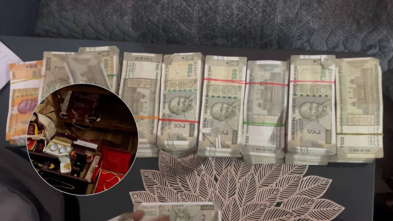 1 लाख रिश्वत लेते रंगे हाथ पकड़े गए CWC के मैनेजर, CBI ने घर की जांच की तो और 21 लाख कैश बरामद; जेवरात भी मिले