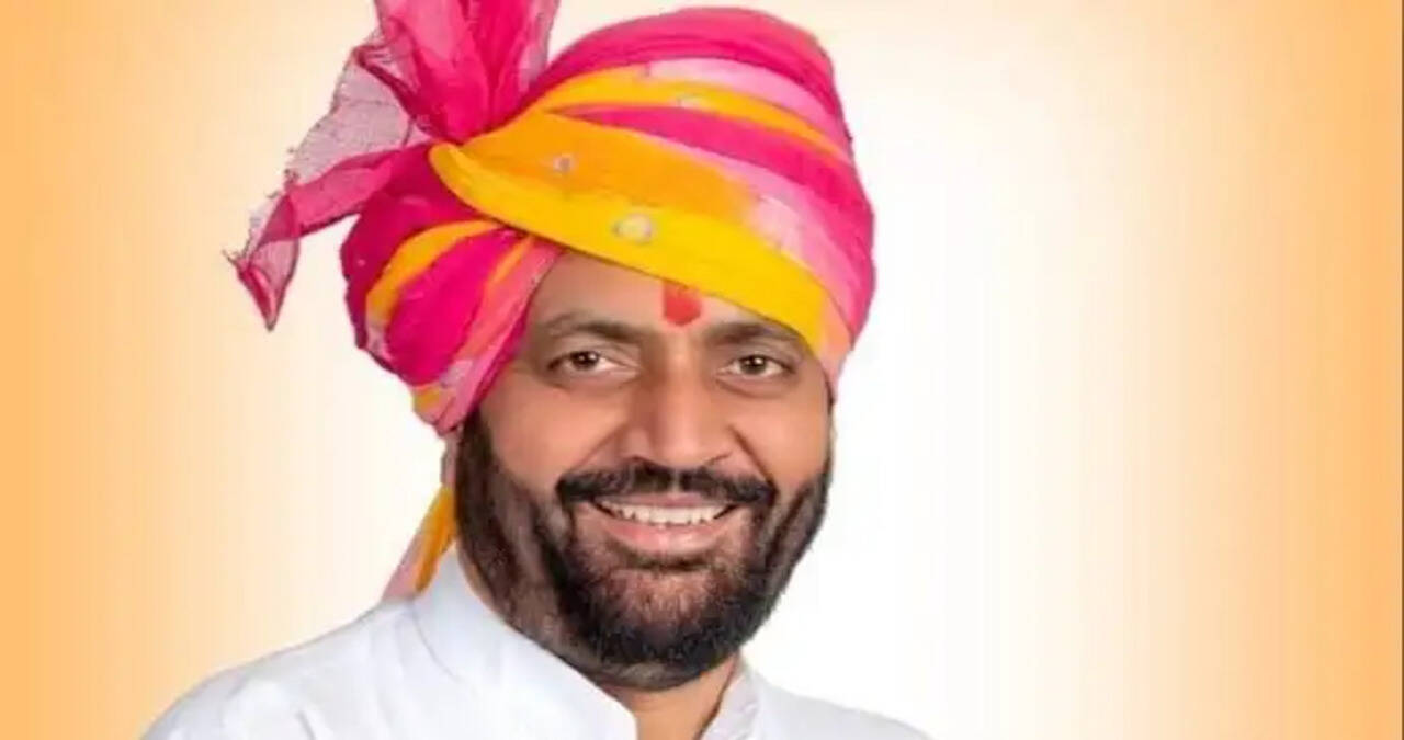 जन्माष्टमी पर गीता की जन्मस्थली पहुंचे CM सैनी:गीताजी की उतारी आरती, राधा-कृष्ण बने बच्चों को दुलारा