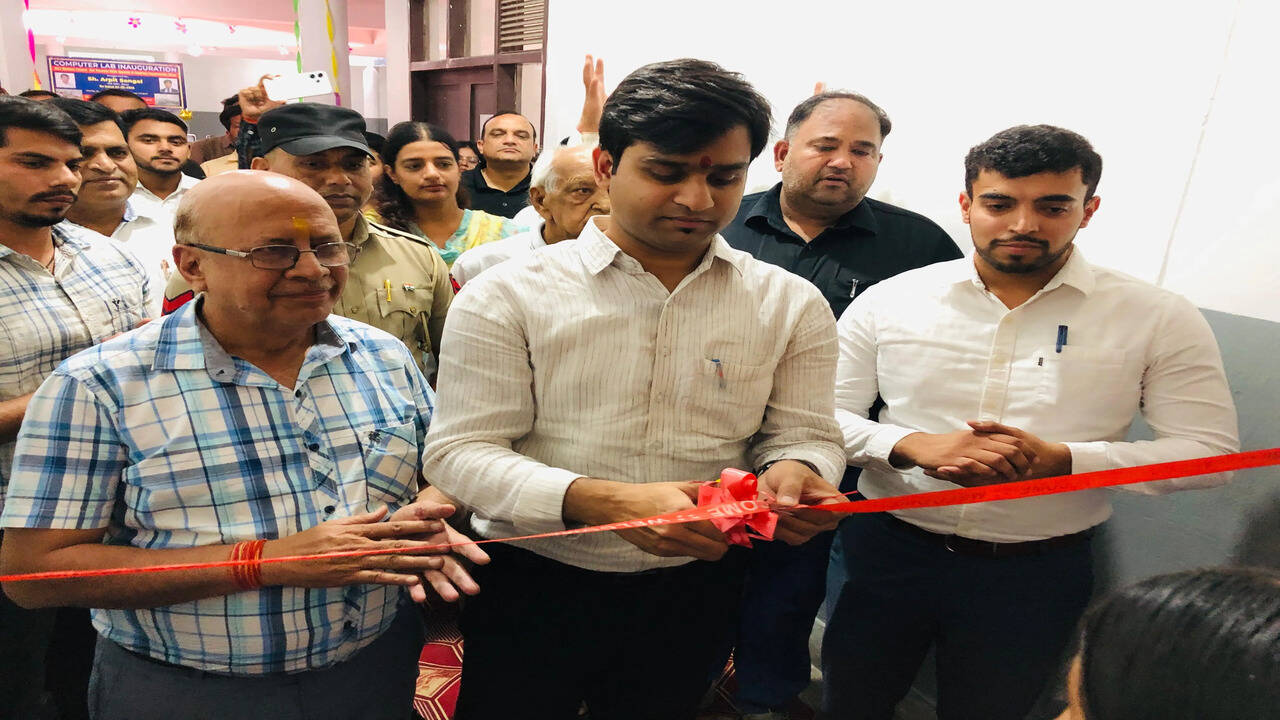 एडीसी ने आरकेजे श्रवण वाणी दिव्यांग केंद्र में कंप्यूटर लैब का किया उद्घाटन, विशेष बच्चों को डिजिटल शिक्षा से जोड़ने की पहल