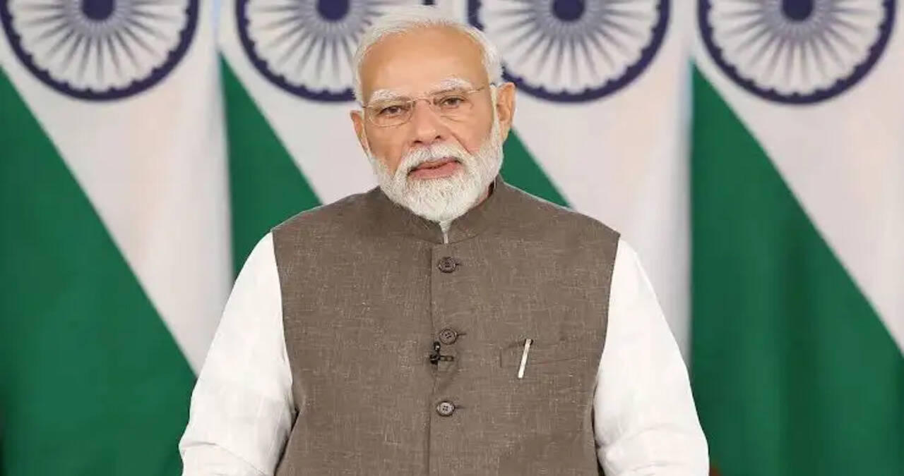 प्रधानमंत्री ने ईओएस-05 ले जा रहे जीएसएलवी-एफ17 के सफल प्रक्षेपण के लिए इसरो की सराहना की