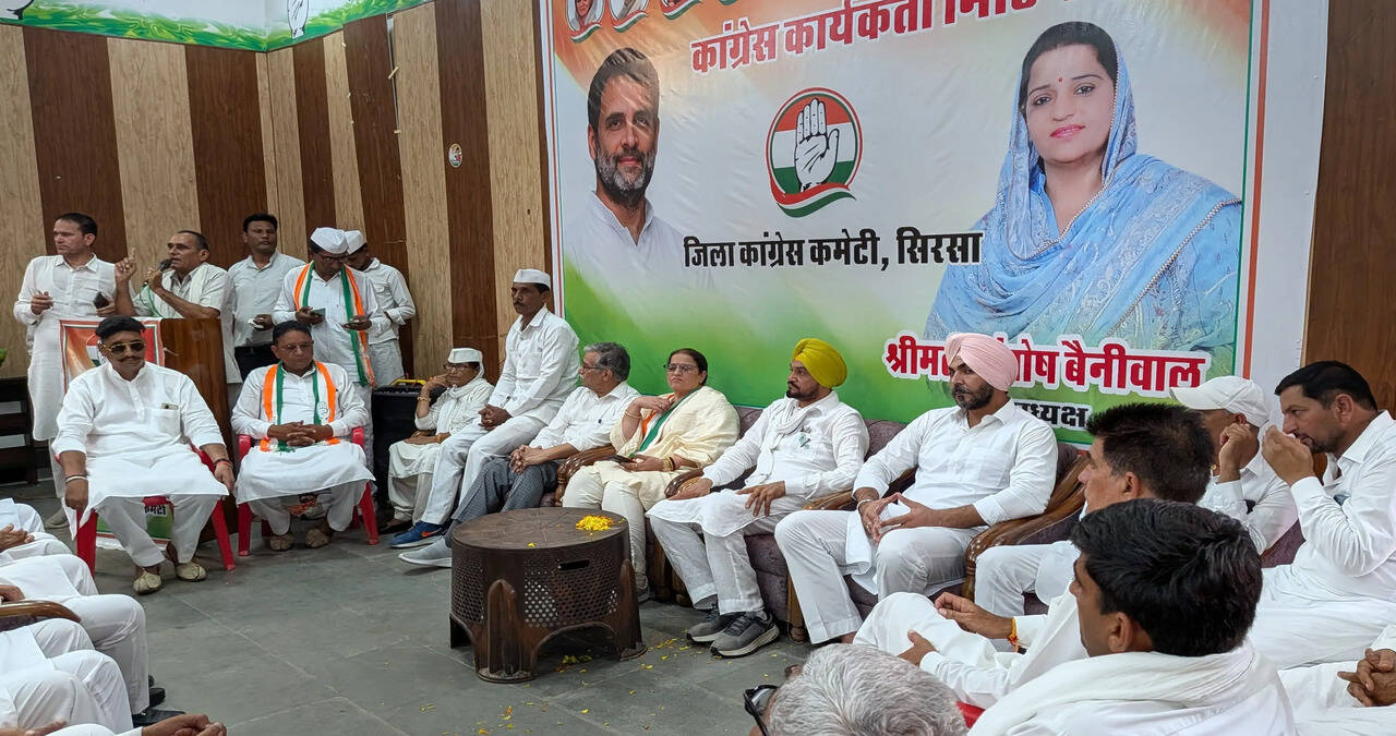Sirsa News: कार्यकर्ता ही पार्टी की असली ताकत, उनके दम पर ही वर्चस्व कायम: संतोष बेनीवाल
