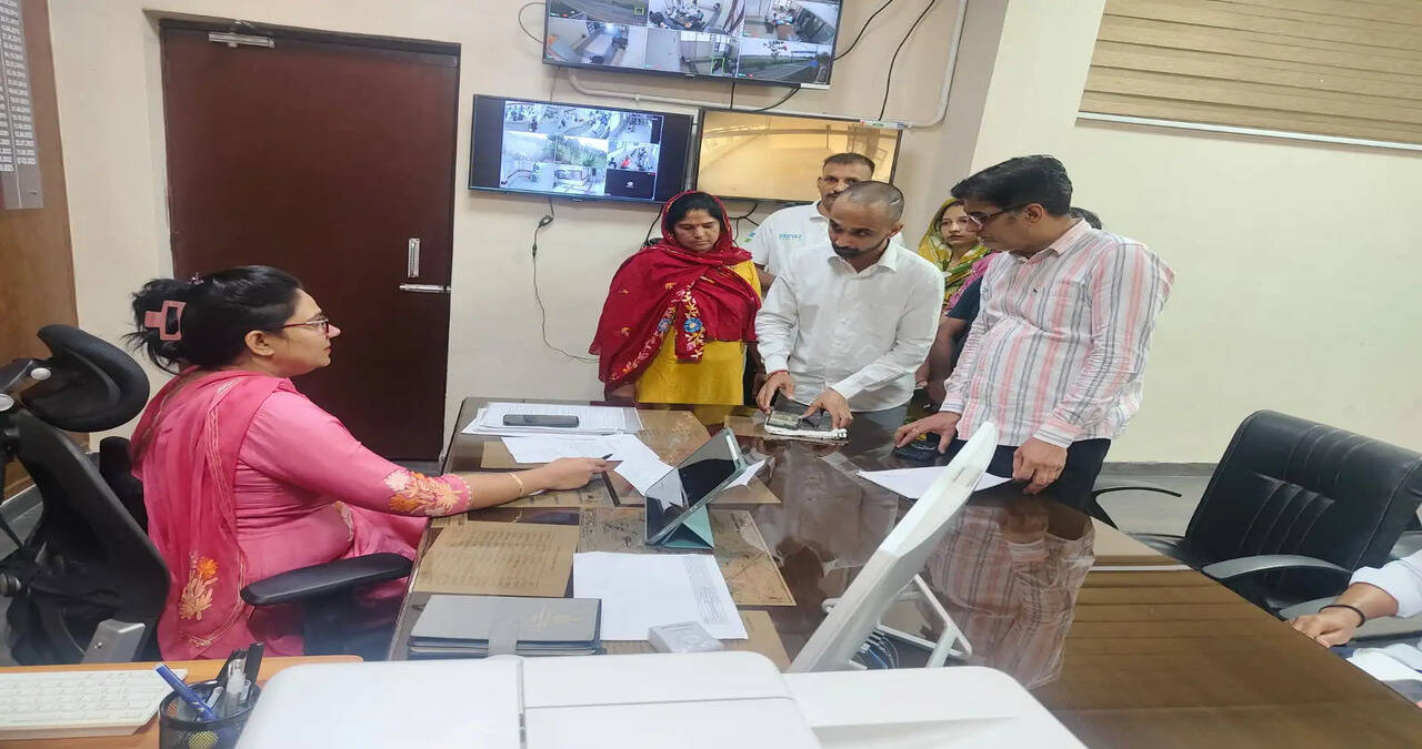 &nbsp;समाधान शिविर में प्राप्त शिकायतों का त्वरित समाधान सुनिश्चित करें अधिकारी : एसडीएम