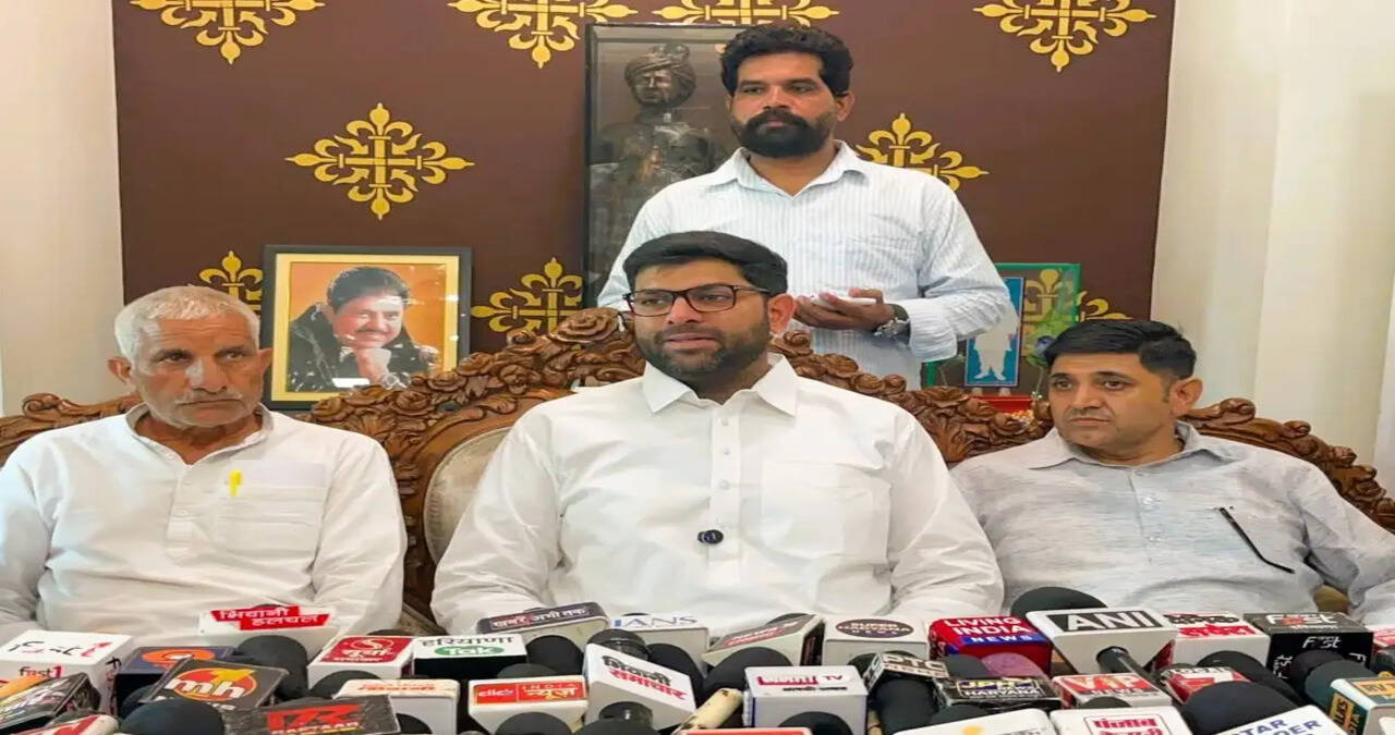 सोनम वांगचुक की आवाज दबाने की कोशिश कर रही भाजपा सरकार,&nbsp;एकजुट होने की जरूरत - दिग्विजय चौटाला