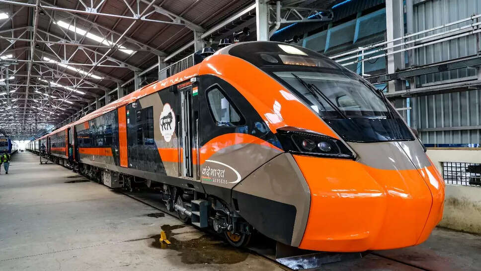 Vande Bharat Sleeper Train: India's first Vande Bharat sleeper train will start from Delhi this September, know full details