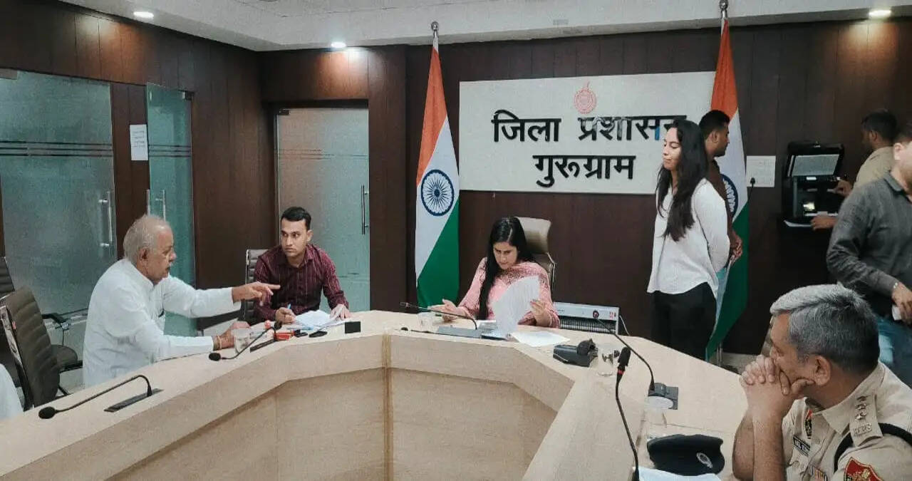समाधान शिविर में सीटीएम ज्योति नागपाल ने सुनीं आमजन की शिकायतें*