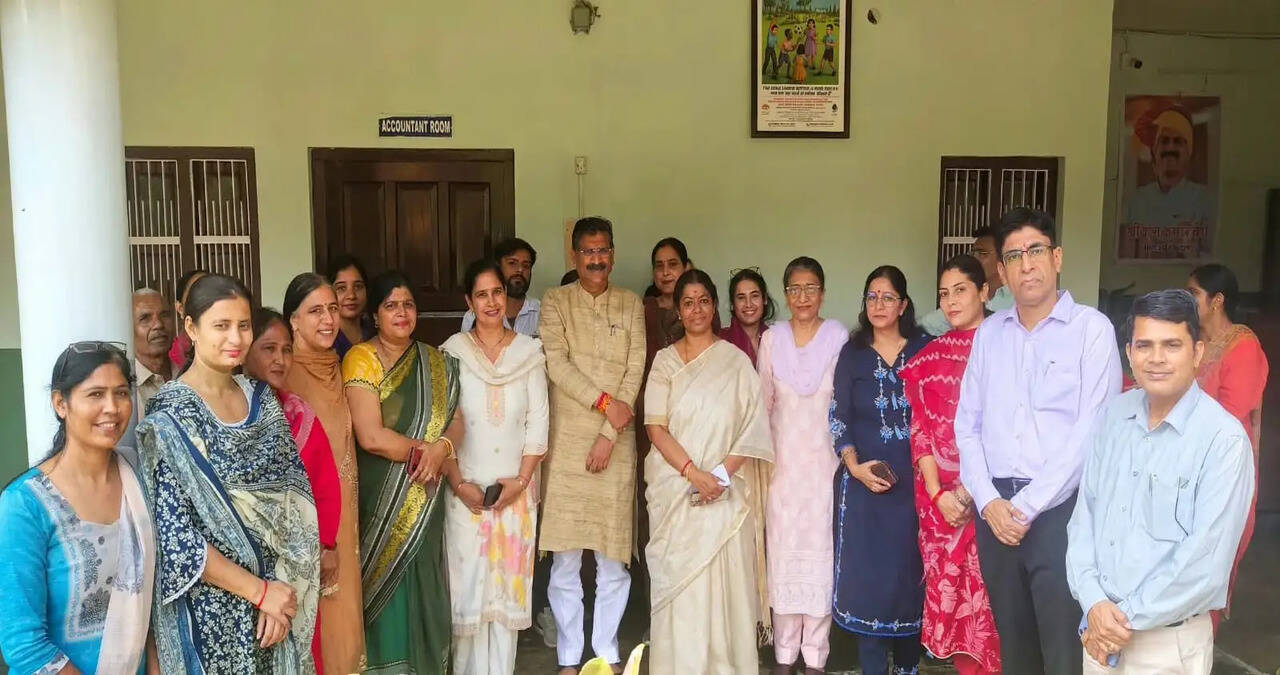 अर्पण बौद्धिक बाल संस्थान एवं श्रवण मानसिक विकलांग वयस्क केंद्र में व्यवस्थाओं का लिया जायज