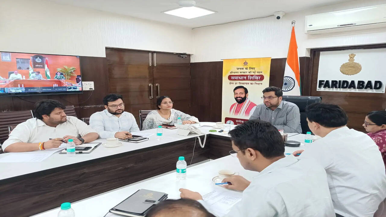 विशेष गहन पुनरीक्षण (SIR)&nbsp;प्रक्रिया को लेकर मुख्य निर्वाचन अधिकारी हरियाणा ए. श्रीनिवास ने की वीसी के माध्यम से समीक्षा