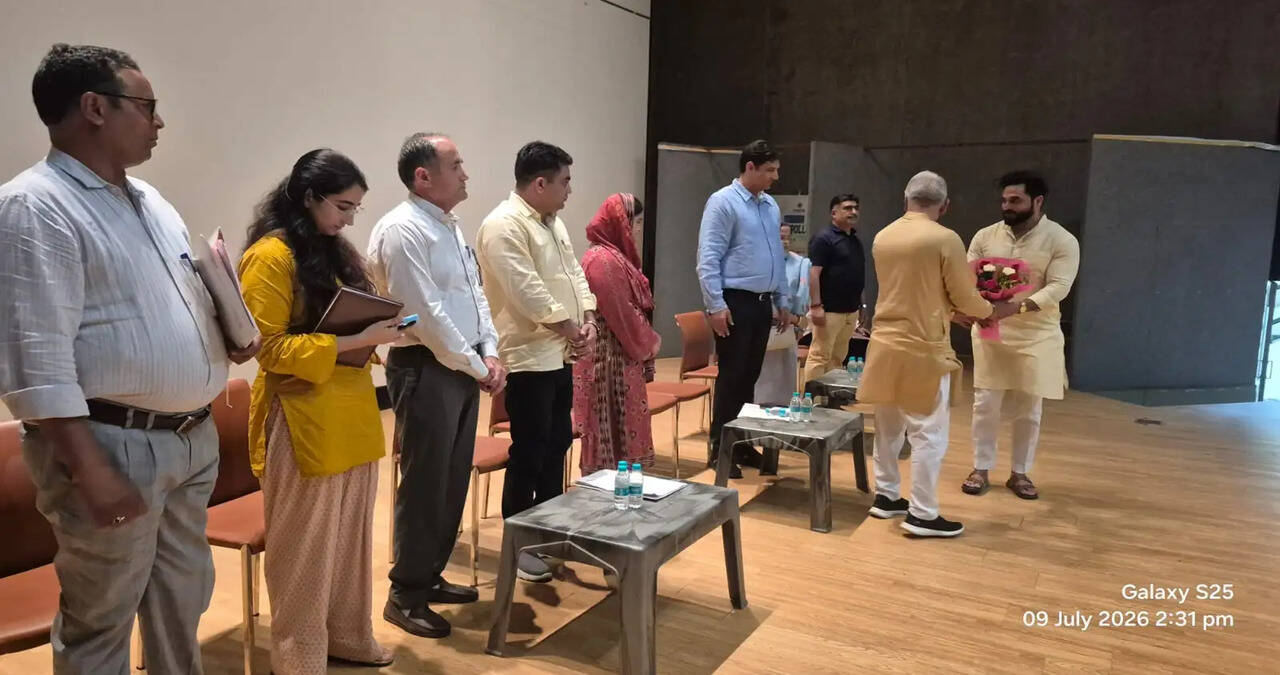 &nbsp;*मानेसर क्षेत्र में विशेष गहन पुनरीक्षण अभियान की समीक्षा, समयसीमा में कार्य पूर्ण करने के दिए निर्देश*