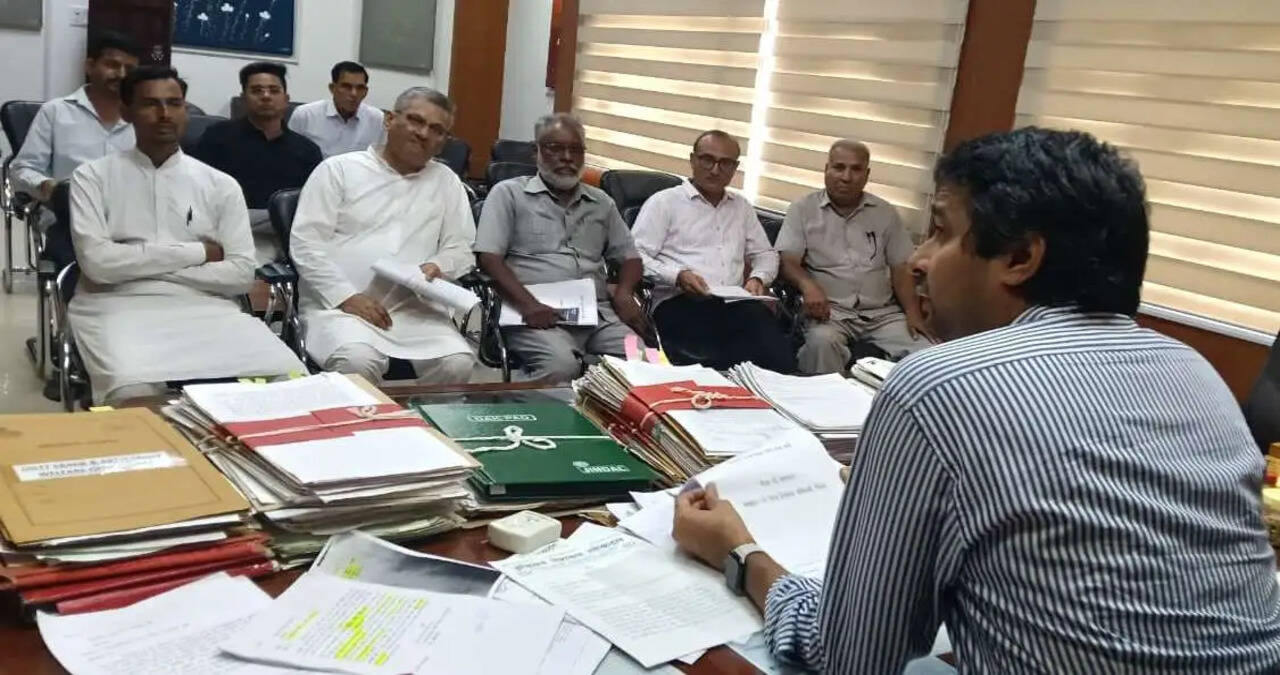 सिरसा में SIR को लेकर अहम बैठक, 26-27 सितंबर को बूथों पर लिए जाएंगे दावे और आपत्तियां