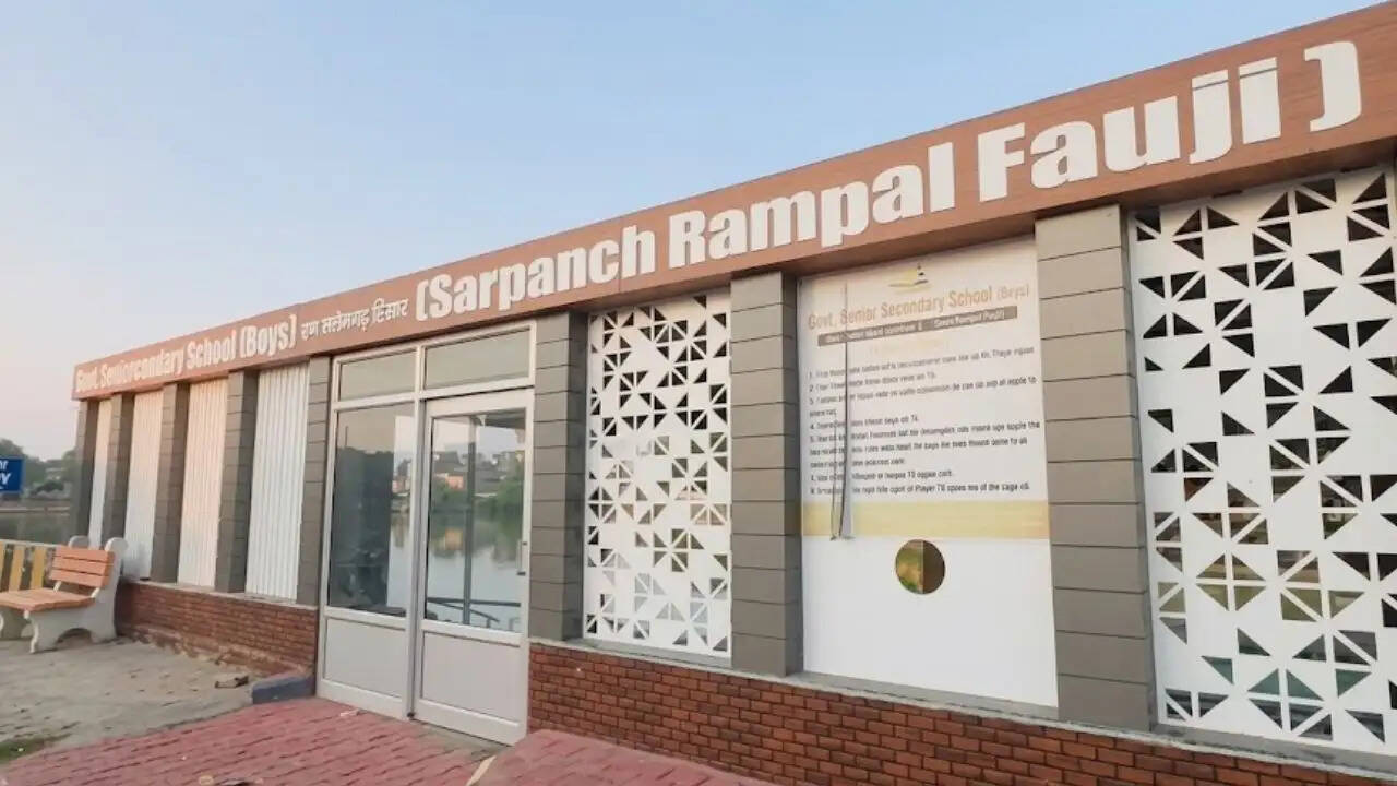 रिटायर्ड फौजी ने सरपंच बनकर बदल डाली हरियाणा के इस गांव की तस्वीर, खूबसूरती के आगे नतमस्तक हो जाएंगे आप