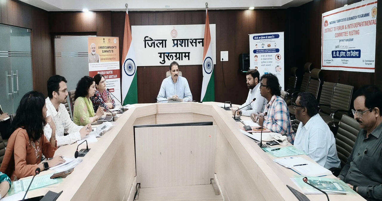 टीबी उन्मूलन अभियान को पूरी गंभीरता और संवेदनशीलता के साथ आगे बढ़ाएं : सीईओ जिला परिषद सुमित कुमार