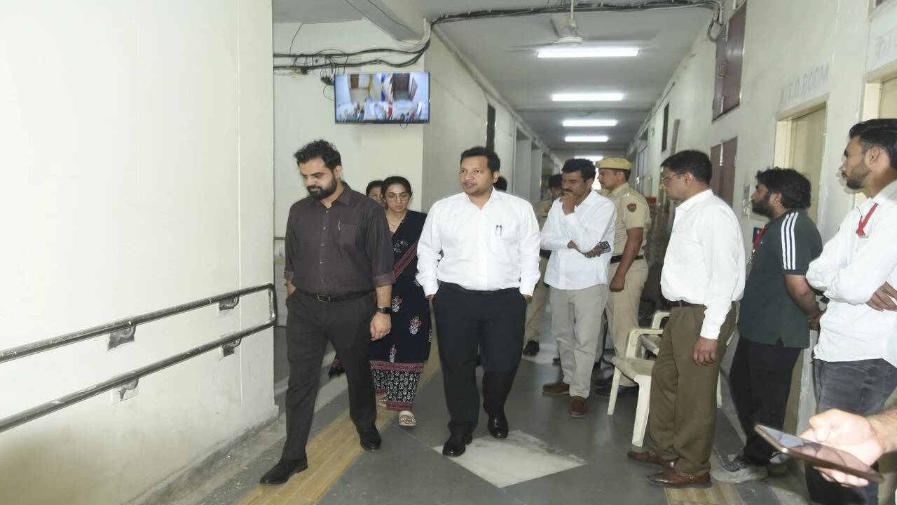 सांपला नगर पालिका चुनाव को लेकर सभी तैयारियां पूरी : उपायुक्त सचिन गुप्ता