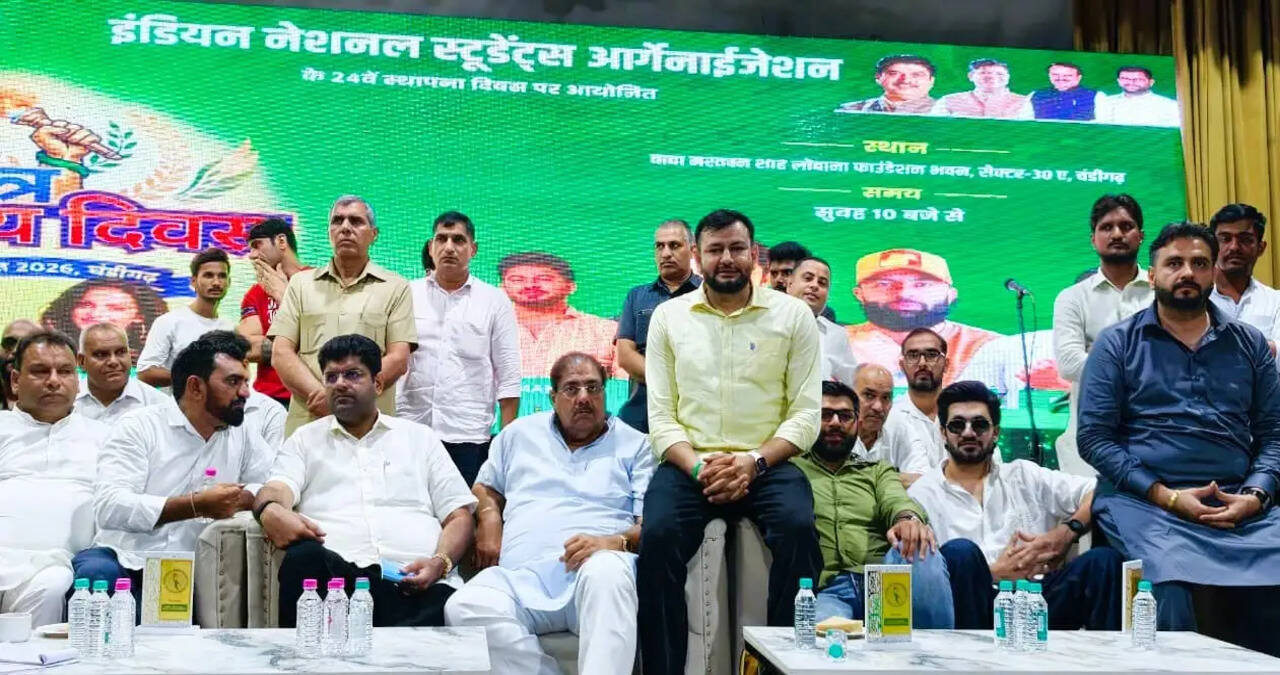छात्र संघ चुनाव की बहाली के लिए युवा करें संघर्ष,&nbsp;दुनिया ने देखी है हमारे युवाओं की ताकत - डॉ अजय सिंह चौटाला