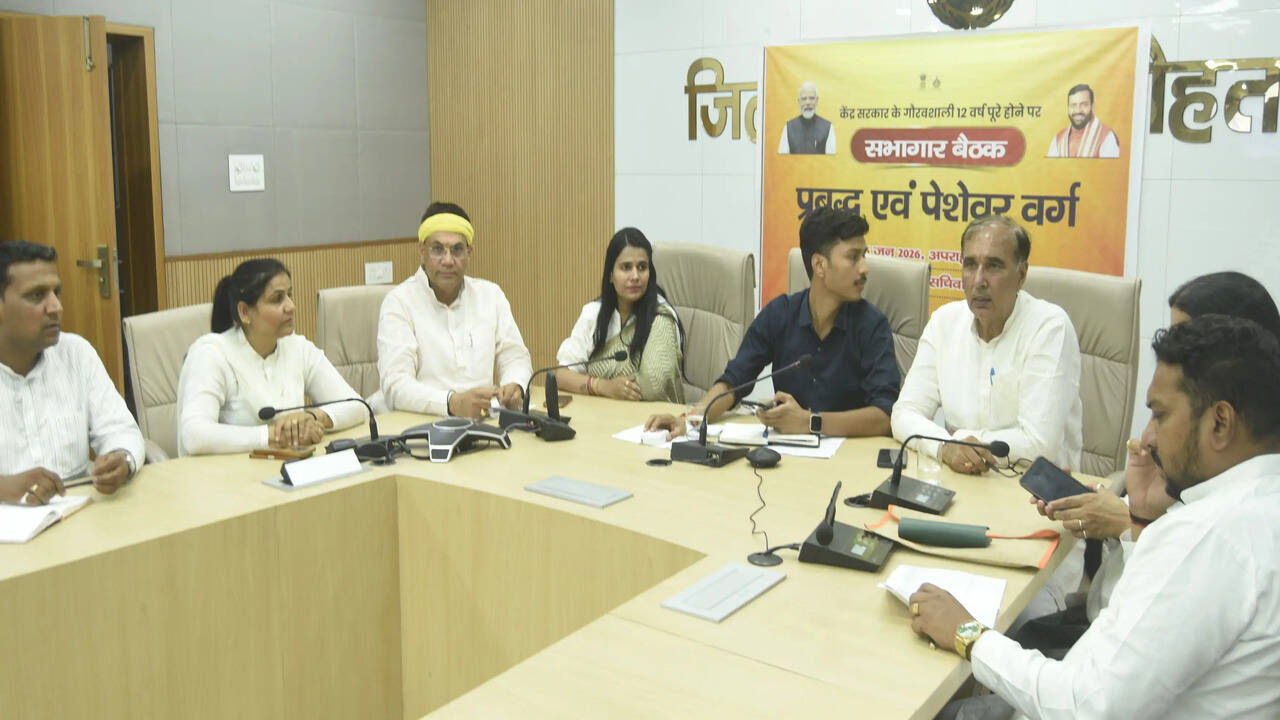 &nbsp;केंद्र सरकार की योजनाओं व विकास कार्यक्रमों का समाज के प्रत्येक वर्ग तक पहुंचा लाभ :- जिला अध्यक्ष एडवोकेट रणवीर सिंह ढाका
