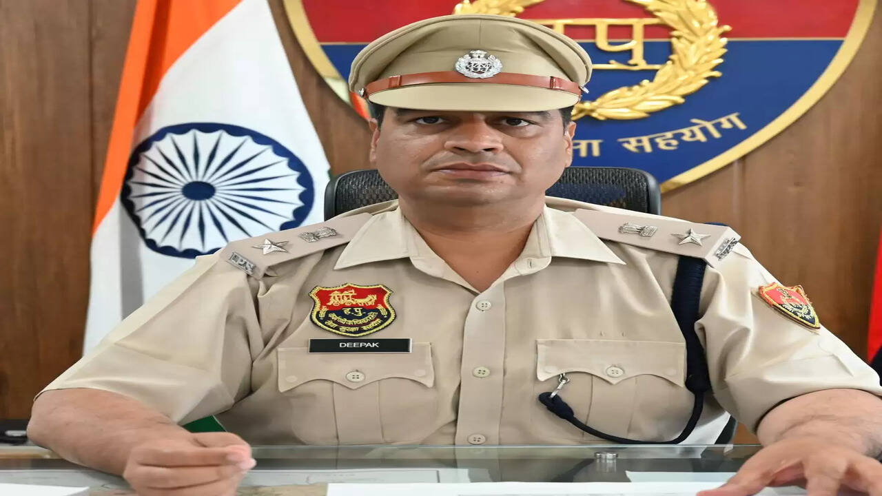 चार धाम की यात्रा करने वाले श्रद्धालु फर्जी हेली बुकिंग सेवाओं से सावधान रहें, अन्यथा ठगी के शिकार हो सकते हैं : एसपी दीपक सहारन