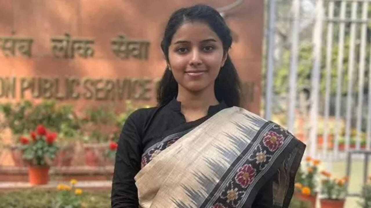 ips srishti mishra