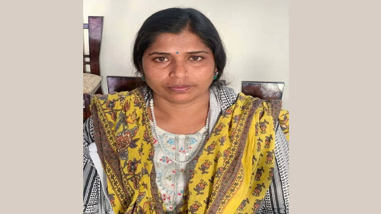 आंगनबाड़ी कार्यकर्ता की नियुक्ति के एवज में पर्यवेक्षक ने मांगी थी 50 हजार रुपये रिश्वत, 3 किस्तों में पहले ले चुकी थी 14 हजार रुपये