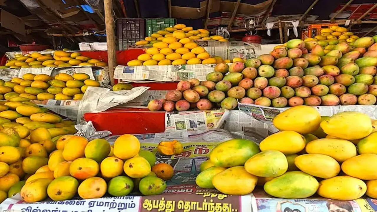 फल उत्कृष्टता केंद्र मांगेआना में फलों की नीलामी एक मई को