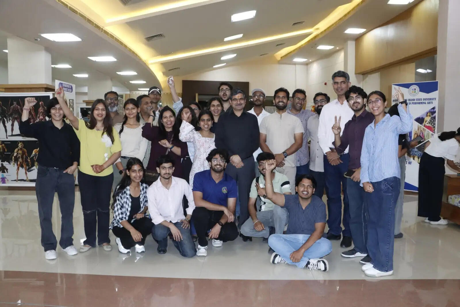 Haryana: हिसार में छाया सुपवा का फैशन शो, GJU के ऑडिटोरियम में छात्र-छात्राओं की प्रस्तुति पर लगातार बजती रही तालियां