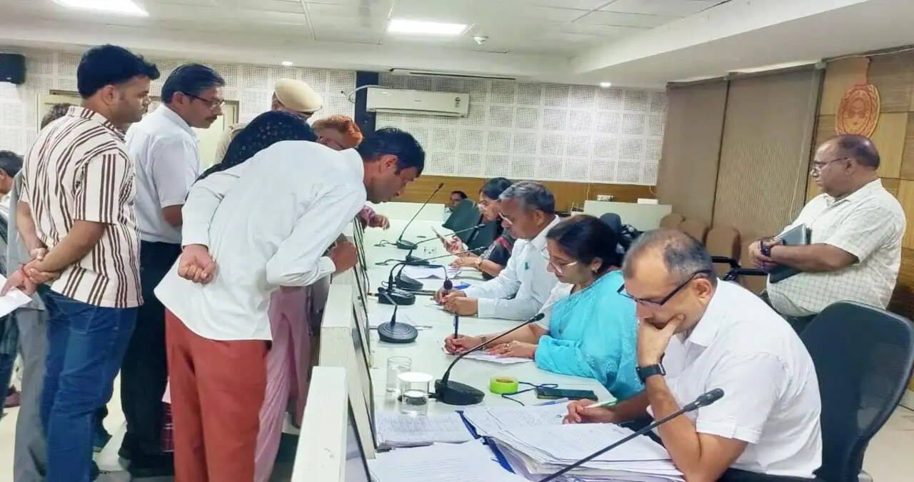 डॉ बीआर अंबेडकर मेधावी छात्रवृत्ति संशोधित योजना के तहत पात्र विद्यार्थियों से 30 नवंबर तक आवेदन आमंत्रित