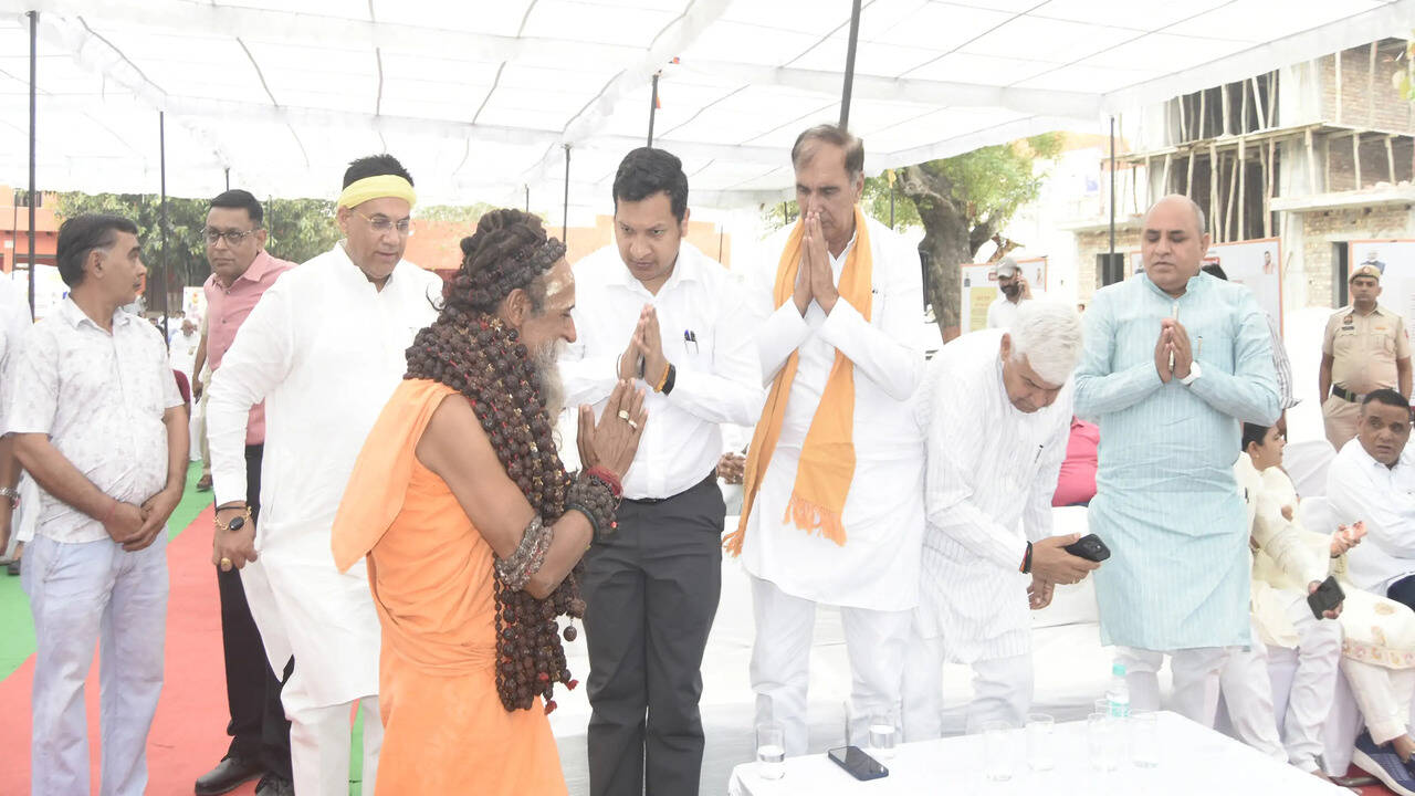 &nbsp;सोमनाथ स्वाभिमान पर्व पर शिव मंदिर किलोई में भव्य आयोजन