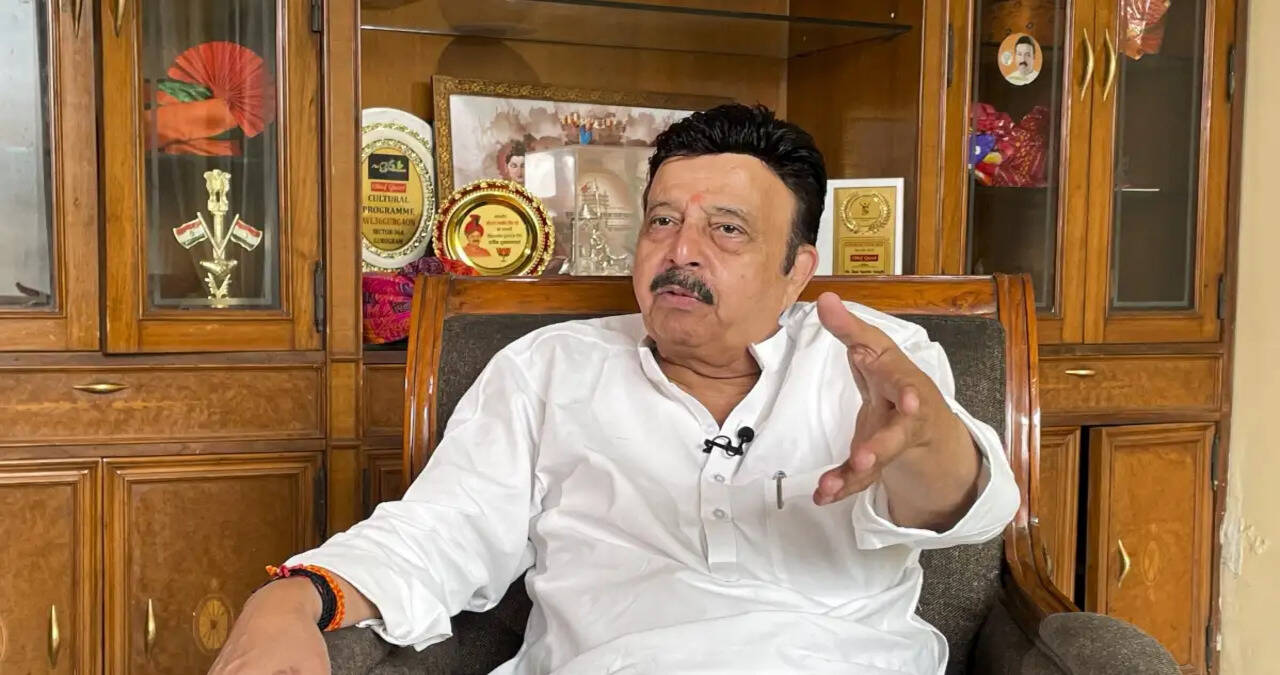 &nbsp;गांव पायल में वन महोत्सव में वन एवं पर्यावरण मंत्री राव नरबीर सिंह ने किया पौधरोपण