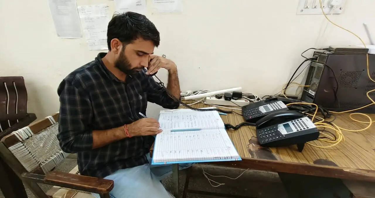 झज्जर&nbsp;डीसी वर्षा खांगवाल ने कहा-मतदाता सूची में नाम दर्ज कराने और सुधार का अंतिम अवसर, 30 सितंबर&nbsp;