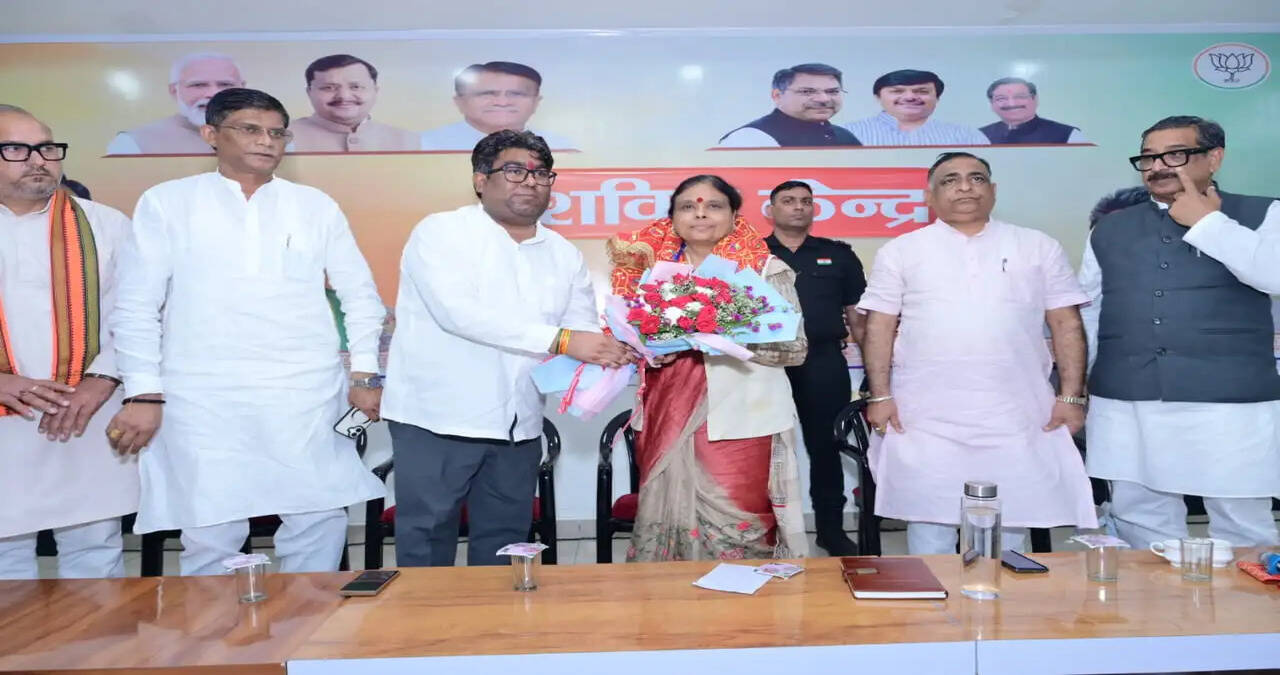 &nbsp;*बूथ ही भाजपा की सबसे बड़ी ताकत, युवाओं का भविष्य भाजपा के साथ सुरक्षित : डॉ. अर्चना गुप्ता*