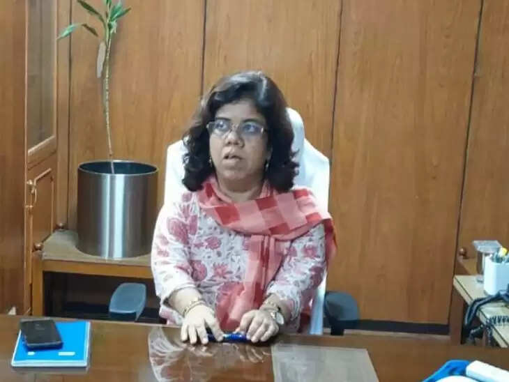ias arti dogra