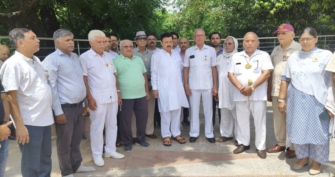 &nbsp;कारगिल के वीरों का बलिदान देशवासियों के लिए सदैव प्रेरणास्रोत रहेगा : राव नरबीर सिंह*